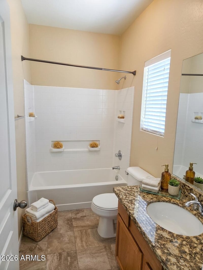 243 Aaron --, Mesa, AZ 85208