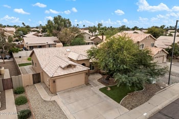 243 Baylor Ln, Gilbert, AZ 85233