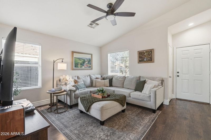 2430 E Derringer Way, Chandler, AZ 85286