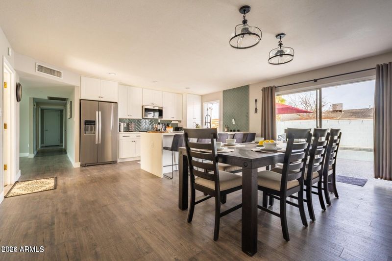 2430 E Hermosa Dr, Tempe, AZ 85282