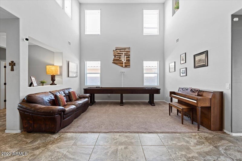 2430 Hazeltine Way, Gilbert, AZ 85298