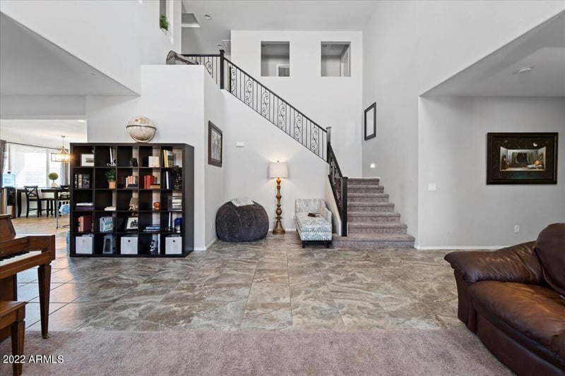 2430 Hazeltine Way, Gilbert, AZ 85298