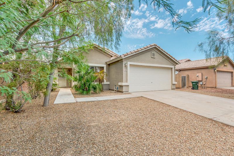 2430 S 82nd Ln, Phoenix, AZ 85043
