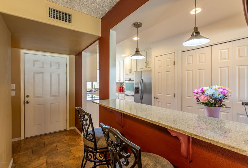2430 W Eugie Ave, Phoenix, AZ 85029
