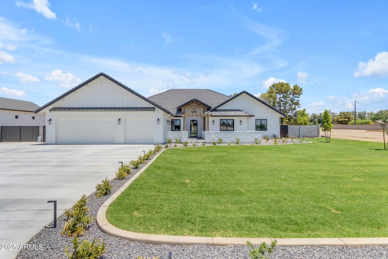 24305 223rd Pl, Queen Creek, AZ 85142