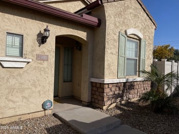 2431 83rd Dr, Phoenix, AZ 85037