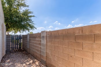 2431 E 7th St, Tempe, AZ 85288