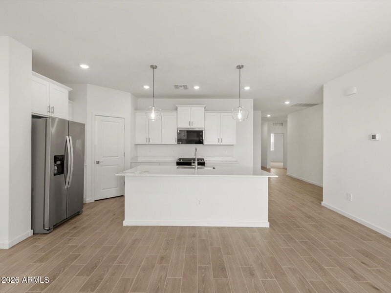 2431 Enantio Rd, San Tan Valley, AZ 85143