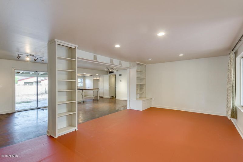 2431 E Fairmont Dr, Tempe, AZ 85282