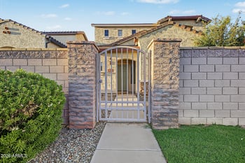 2431 N 83rd Dr, Phoenix, AZ 85037