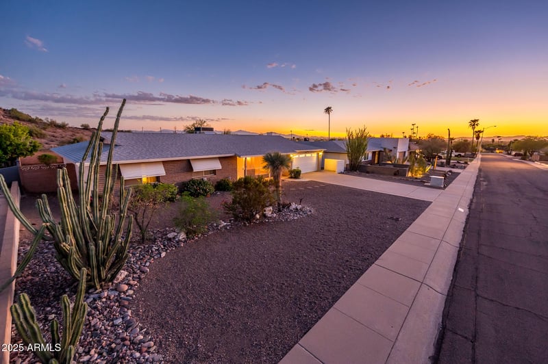 2431 Ocotillo Rd, Phoenix, AZ 85016