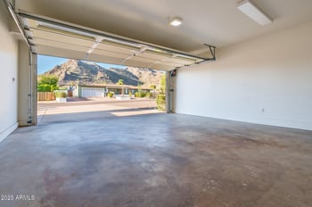 2431 Ocotillo Rd, Phoenix, AZ 85016
