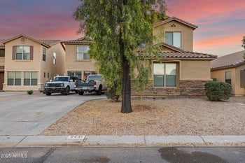 2431 Omega Dr, San Tan Valley, AZ 85143