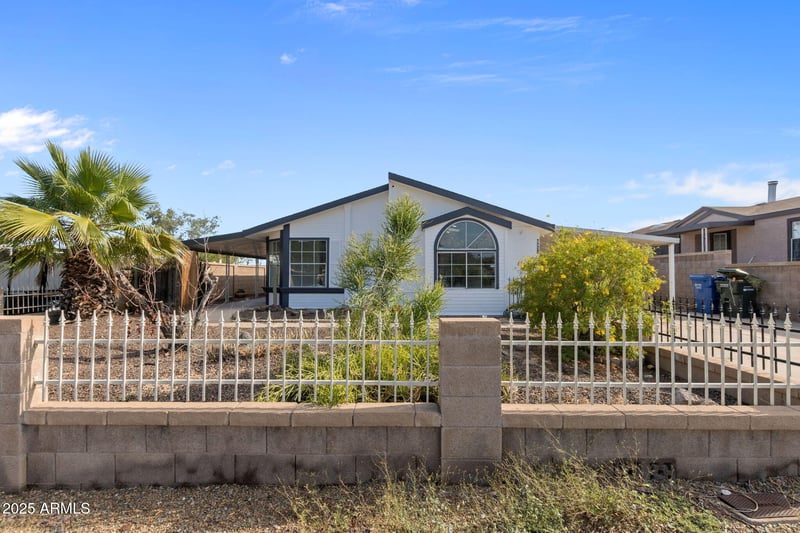 2431 Tonto Ln, Phoenix, AZ 85050