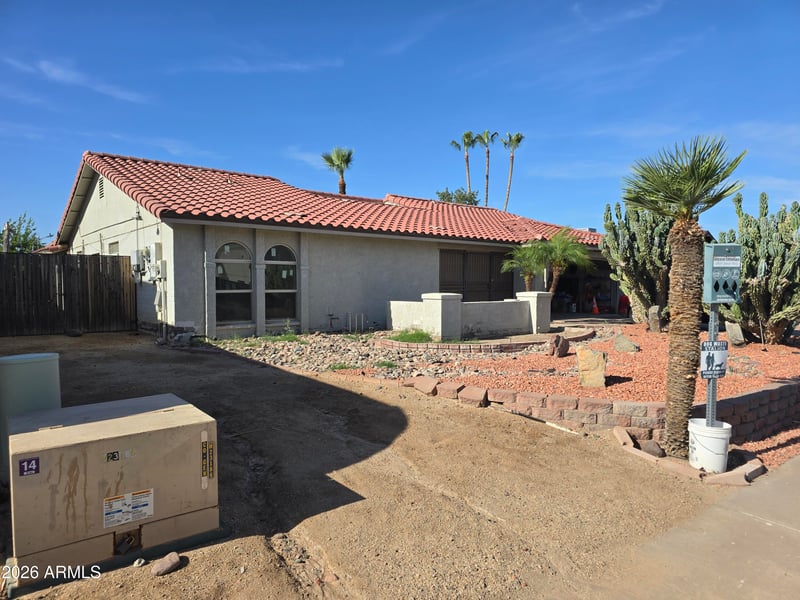 2431 W Crocus Dr, Phoenix, AZ 85023