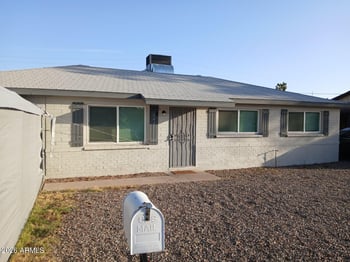 2431 Seldon Ln, Phoenix, AZ 85021