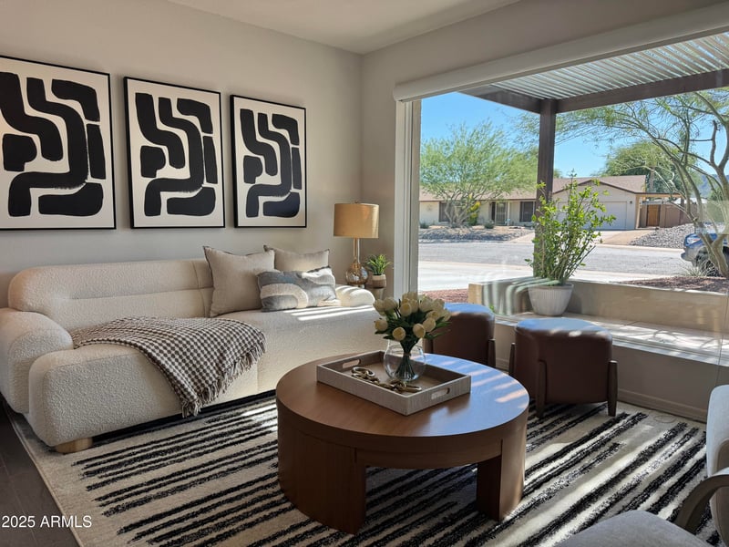 2432 Cochise Rd, Phoenix, AZ 85028