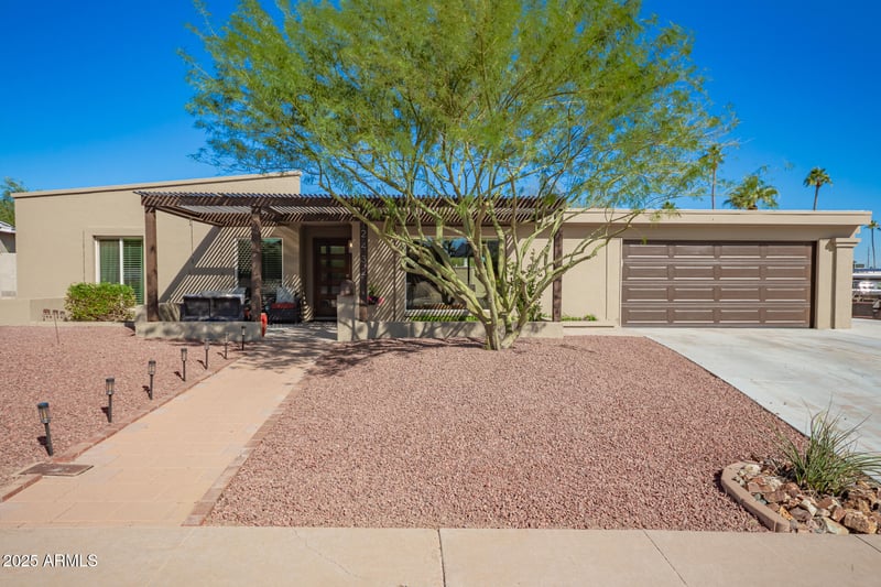 2432 Cochise Rd, Phoenix, AZ 85028
