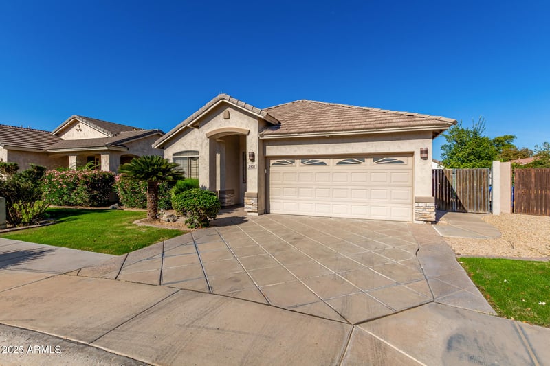 2432 Darrel Rd, Phoenix, AZ 85042