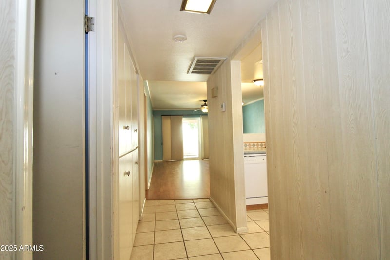 2432 Eugie Ave, Phoenix, AZ 85029