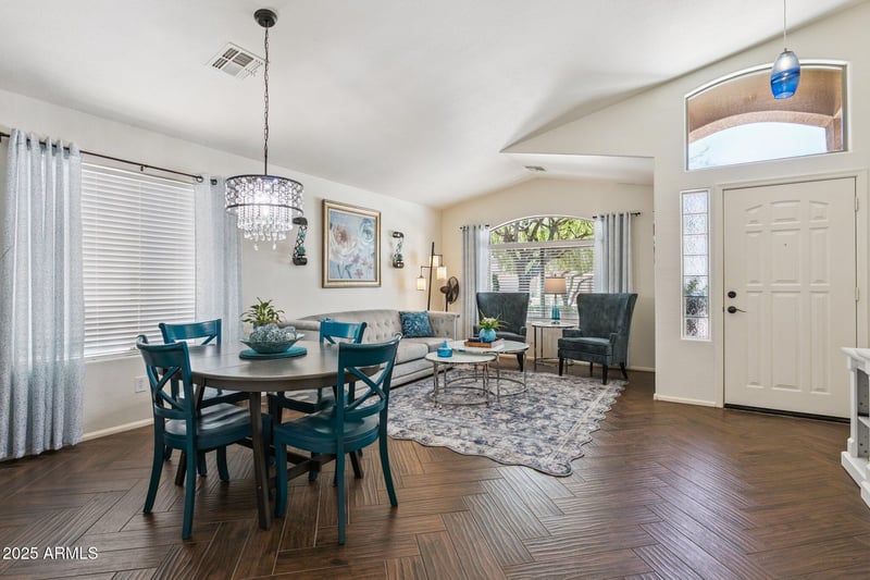 2432 Silver Sage Ln, Phoenix, AZ 85085