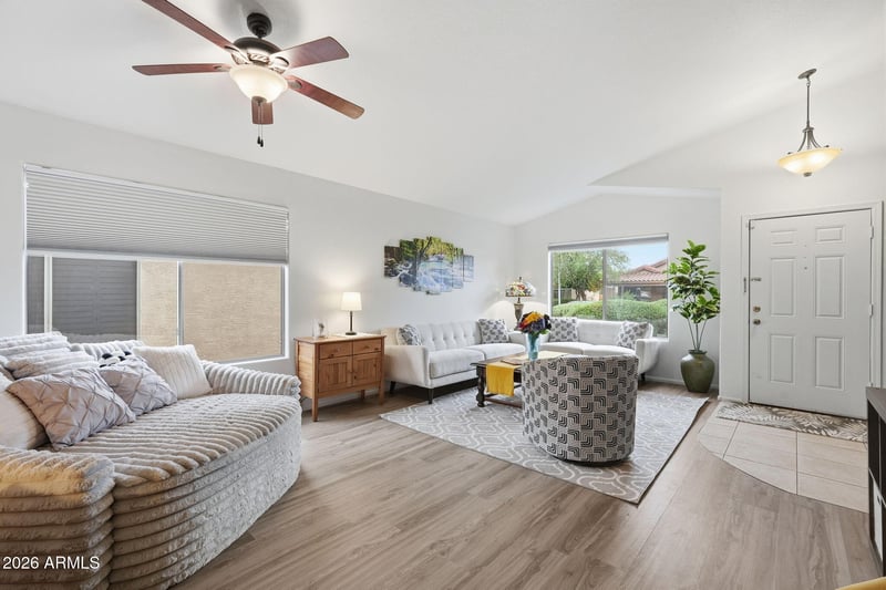 2432 W Oberlin Way, Phoenix, AZ 85085