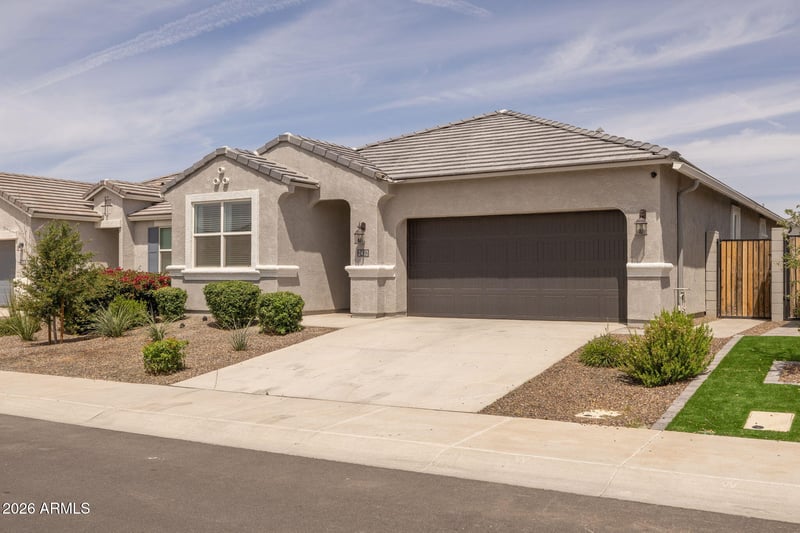 2432 Shanley Ave, Apache Junction, AZ 85120