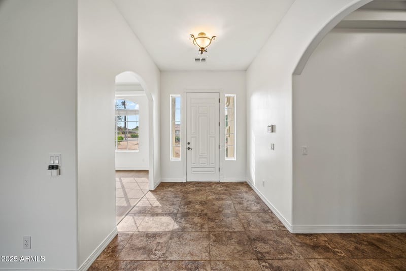 24325 183rd Pl, Gilbert, AZ 85298