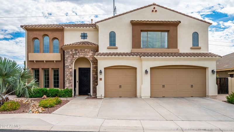 2433 E Charlene Pl, Phoenix, AZ 85024