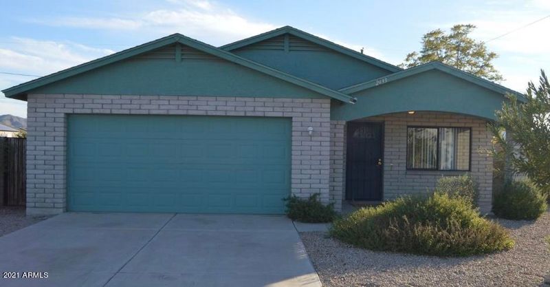 2433 E Marguerite Ave, Phoenix, AZ 85040