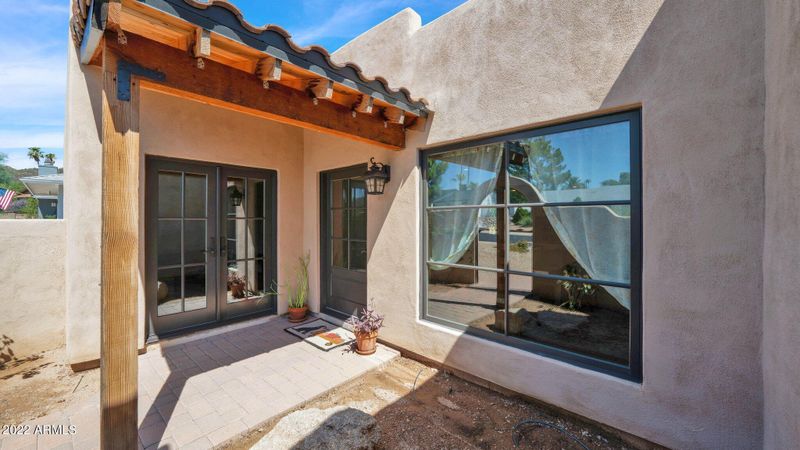 2434 E Beryl Ave, Phoenix, AZ 85028