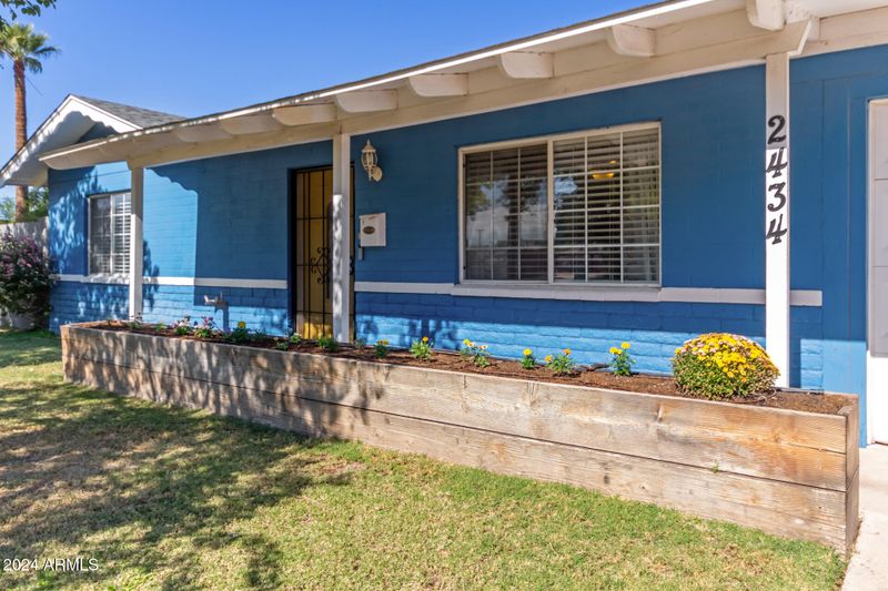 2434 E Cambridge Ave, Phoenix, AZ 85008