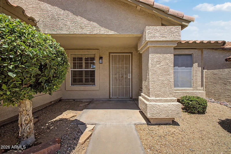 2434 Cathedral Rock Dr, Phoenix, AZ 85048