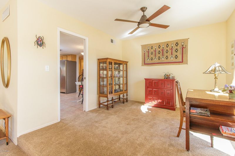 2434 E Turquoise Dr, Phoenix, AZ 85028