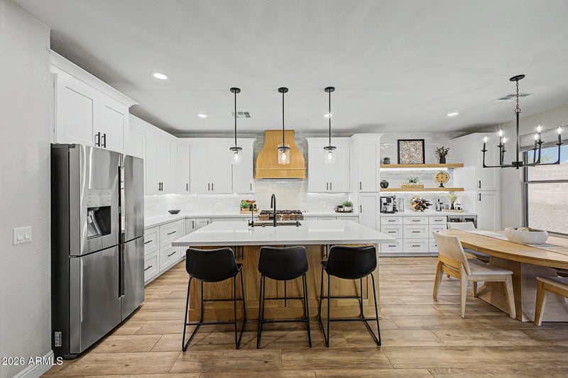 2434 W Maya Way, Phoenix, AZ 85085