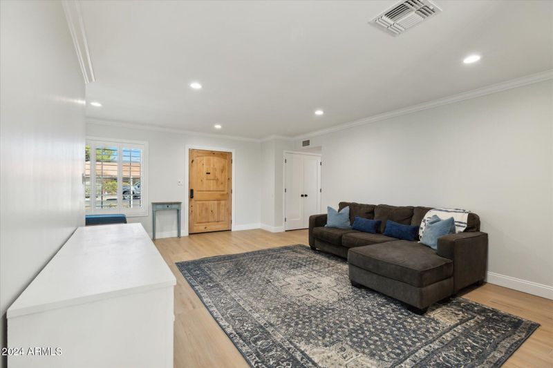 2435 E Jensen St, Mesa, AZ 85213