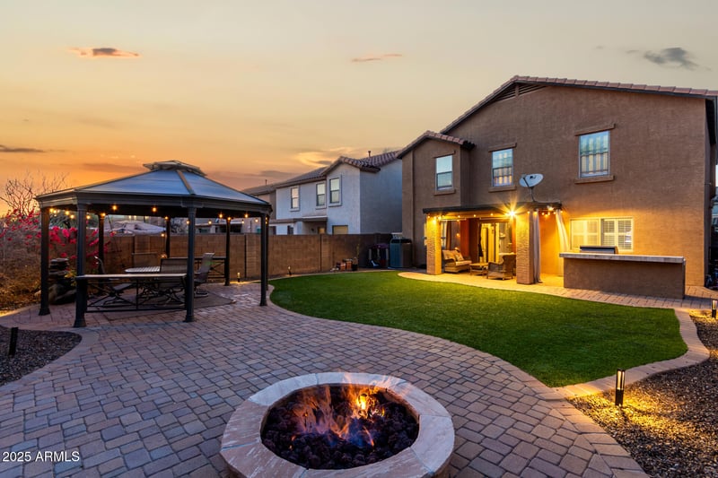 2435 Via Dona Rd, Phoenix, AZ 85085
