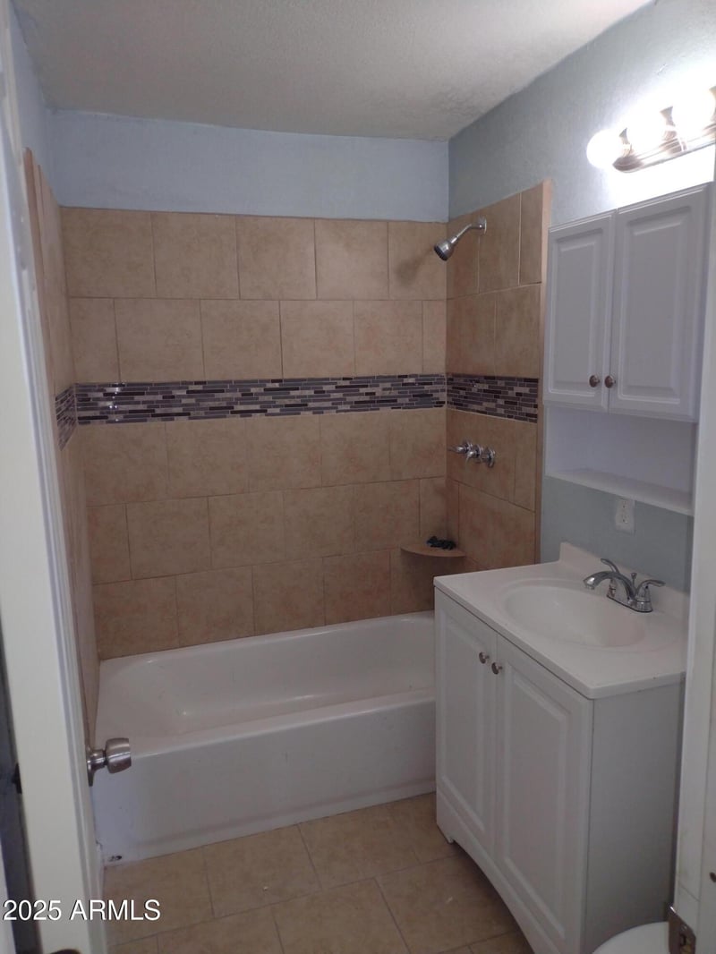 2435 Yuma St, Phoenix, AZ 85009