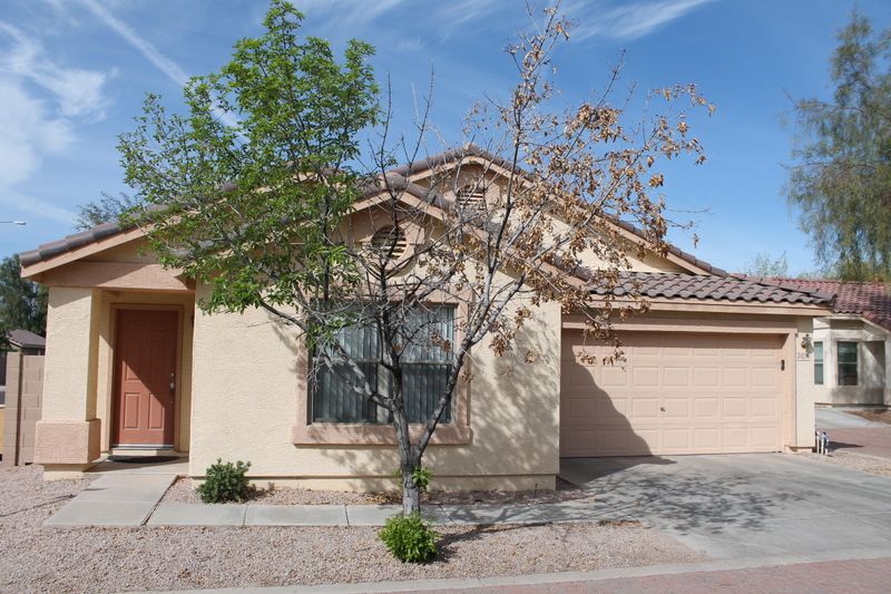 2436 E Peach Tree Dr, Chandler, AZ 85249