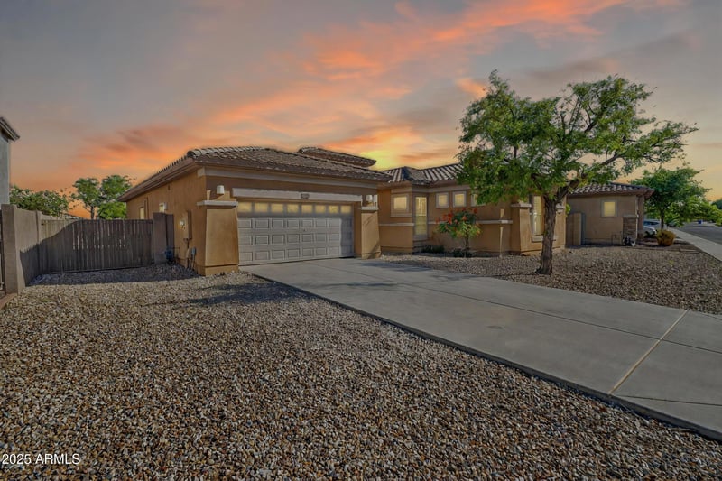 2436 Kachina Trl, Phoenix, AZ 85041