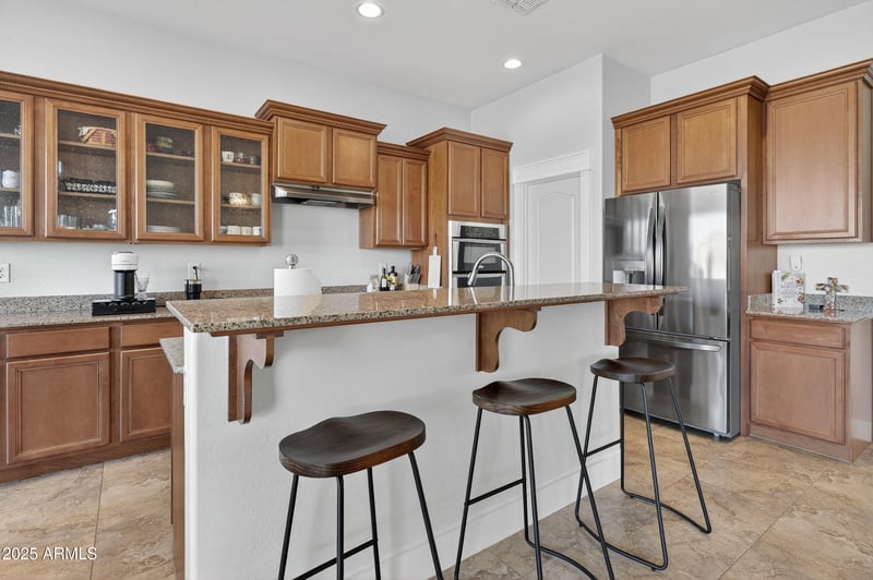 2436 Kachina Trl, Phoenix, AZ 85041