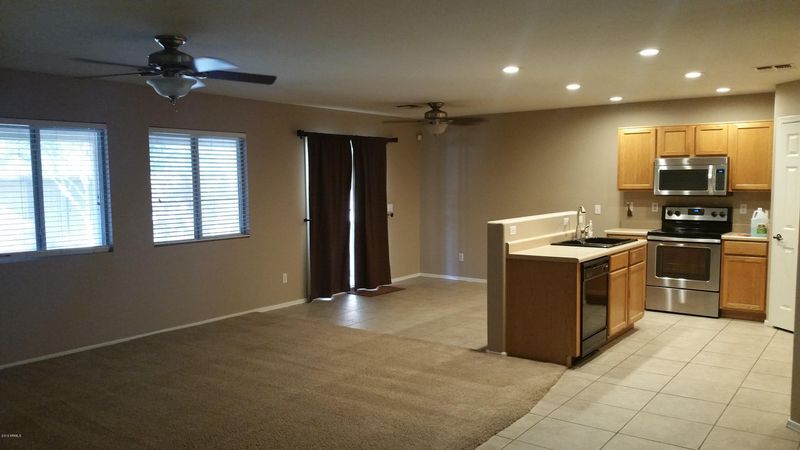 2436 S 71st Dr, Phoenix, AZ 85043