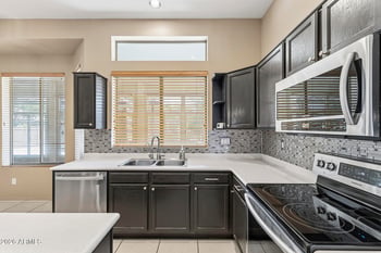 2437 E Grovers Ave, Phoenix, AZ 85032