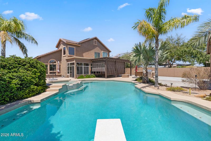 2437 E Grovers Ave, Phoenix, AZ 85032