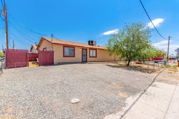 2437 E Jones Ave, Phoenix, AZ 85040