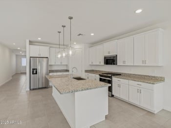 2437 Grenache Rd, San Tan Valley, AZ 85143