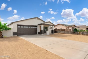 2437 Tamarisk Ave, Phoenix, AZ 85040