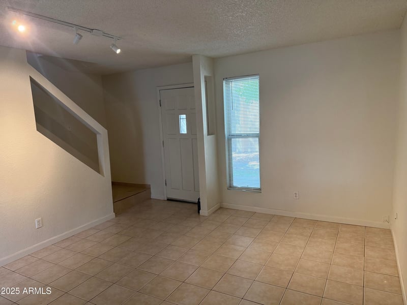 2437 Tracy Ln #3, Phoenix, AZ 85032