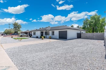 2437 Village Dr, Phoenix, AZ 85023