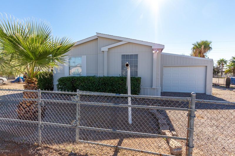 2437 W Cody St, Apache Junction, AZ 85120